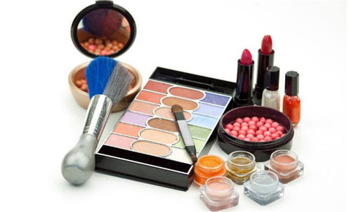 今魅兒化妝品產(chǎn)品與店鋪裝修展示